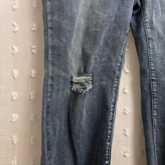 Like New XXL Crop Flare Jeans High Waist Rip Distressed Wide Leg Stretch Raw Hem - Picture 9 of 11